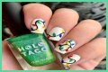 Can you paint Christmas lights with nail polish?